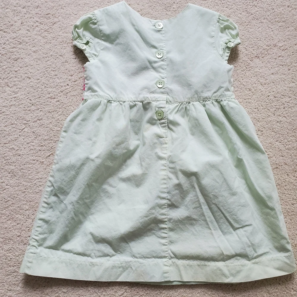 Old Navy Girls' Light Green and Pink Smocked/Embroidered Dress sz2T